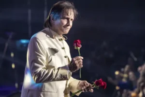 Roberto Carlos pode ter show cancelado. (Foto: Divulgação/Fabio Rocha)