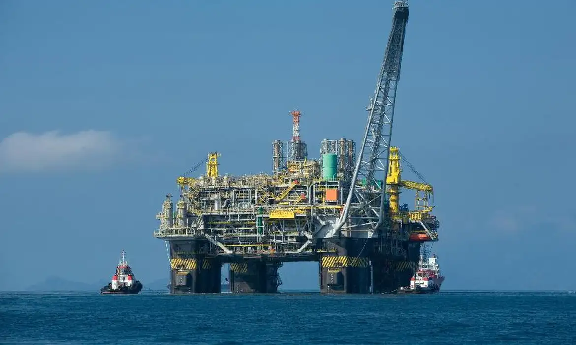 Plataforma de petróleo - Bacia de Campo - Petrobras