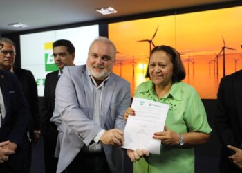 Presidente da Petrobras, Jean Paul Prates, e a Governadora do RN, Fátima Bezerra. (Foto: José Félix da Silva)