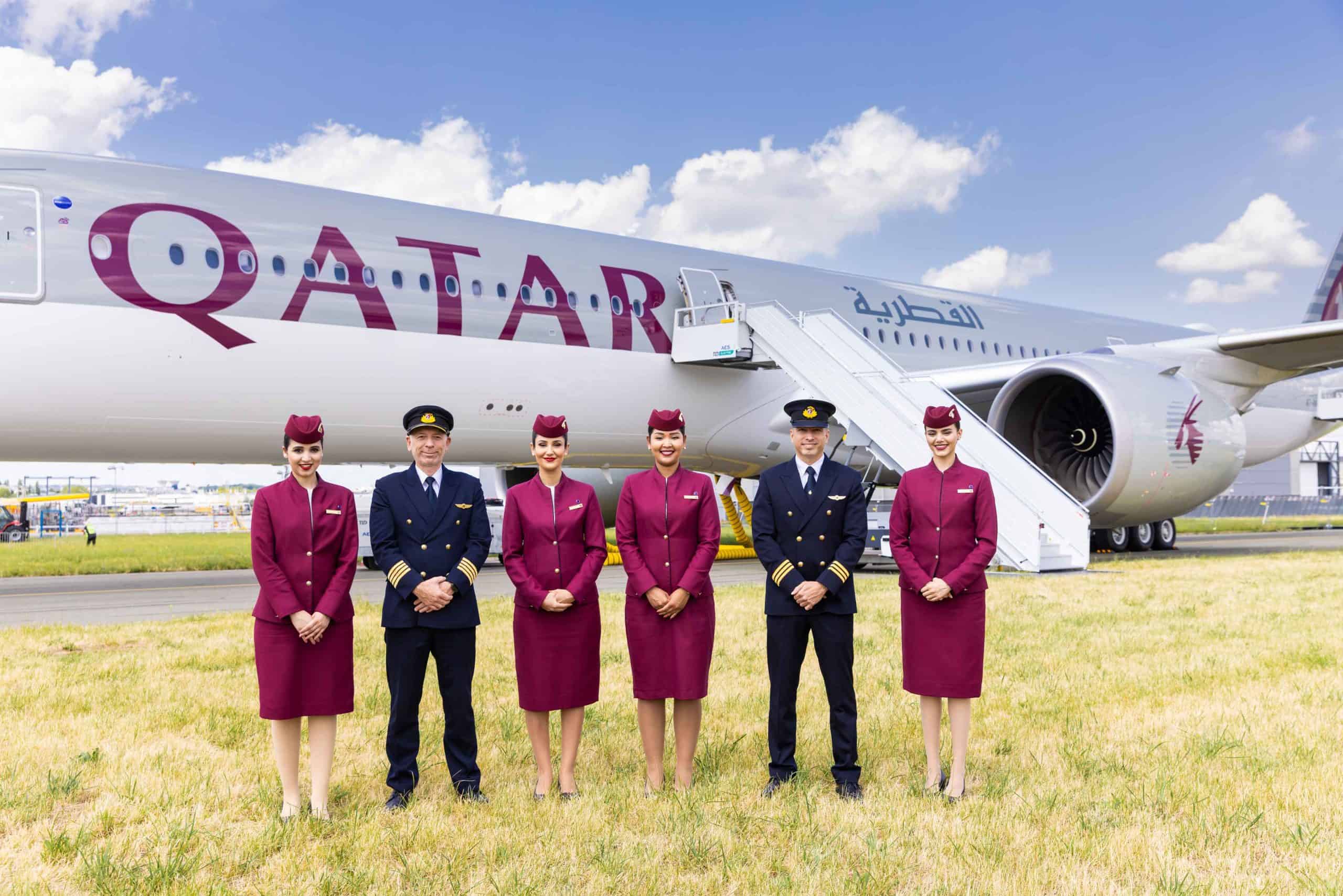 Qatar Airways lança Sama, uma tripulação de cabine desenvolvida por IA. (Foto: Reprodução/AMER SWEIDAN)