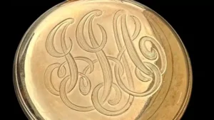 Relógio do homem mais rico do Titanic é vendido em leilão. (Foto: Reprodução/Henry Aldridge and Son Ltd)