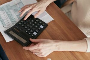 Desenrola Pequenos Negócios: portaria define regras de renegociação