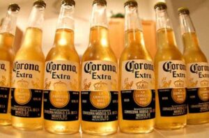 Corona lidera crescimento de 70% no segmento premium da Ambev