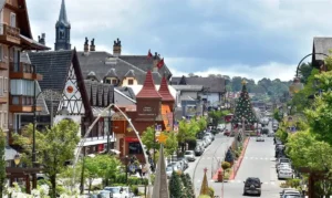 Gramado tem mais de 500 hotéis e restaurantes fechados após chuvas
