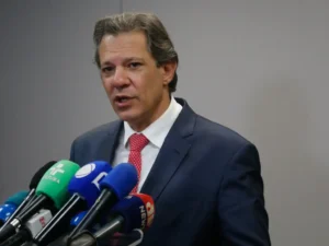 Haddad quer debater desoneração fiscal. (Foto: Paulo Pinto/Agência Brasil)