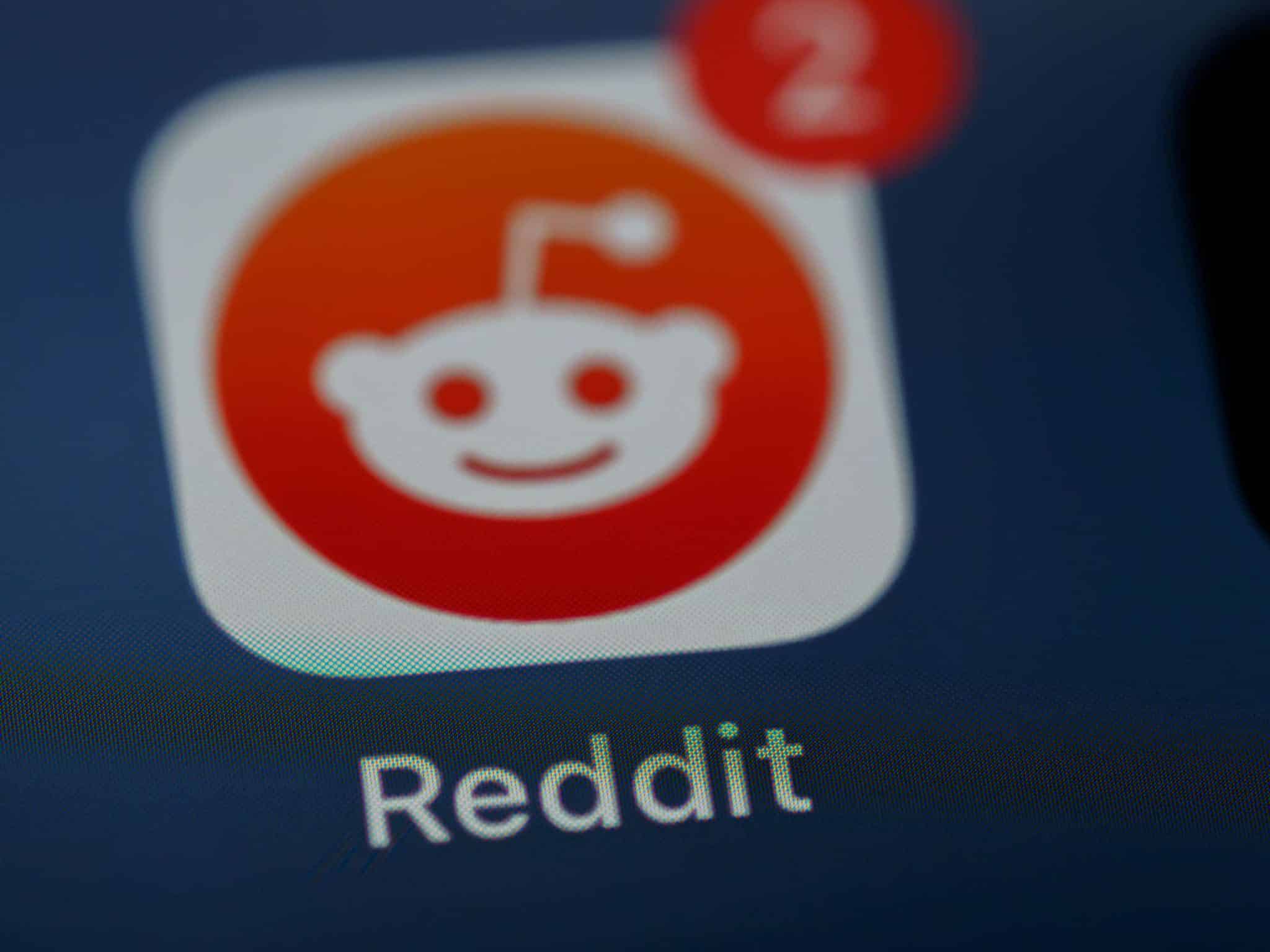 Parceria entre Reddit e OpenAI. (Imagem: Brett Jordan/Unsplash)