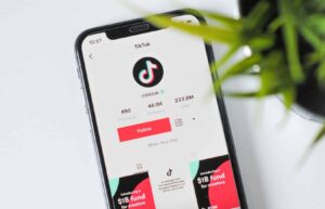 UMG e TikTok: a batalha chega ao fim. (Foto: Nik/Unsplash)