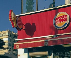 Whooper Costela do Burger King. (Imagem: Le Sharkoïste/Wikimedia Commons)