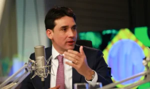 Voa Brasil é adiado novamente e lançamento deve ser em junho