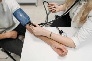 Planos individuais de saúde recebem reajuste de 7%, entenda