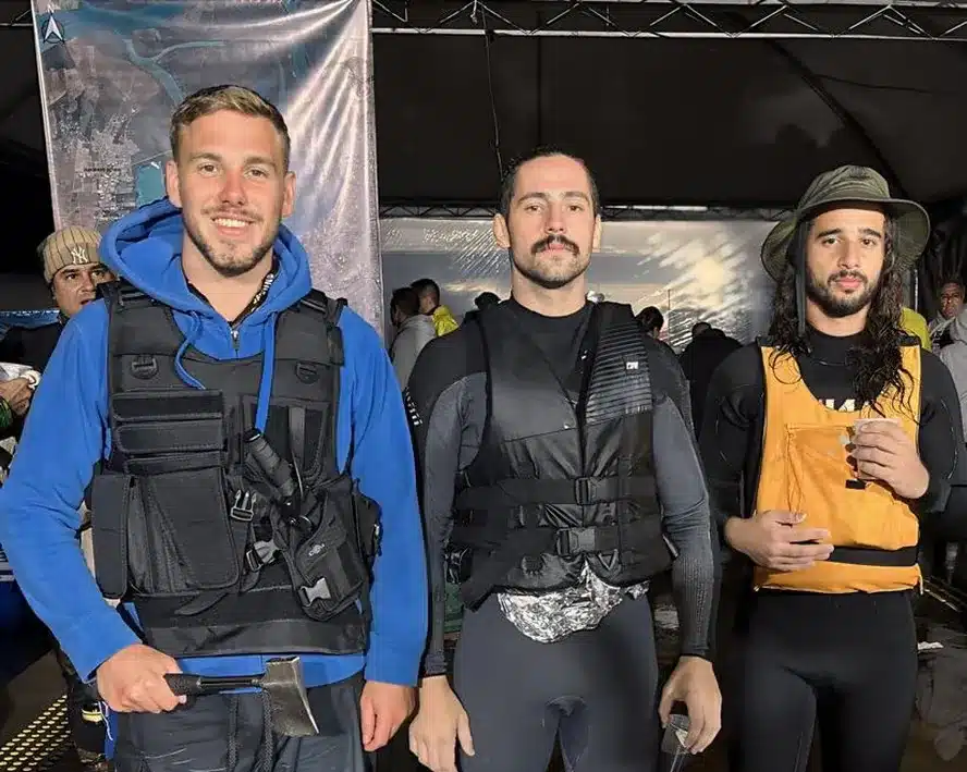 Voluntários do RS se dizem enganados para resgatar armas em vez de crianças