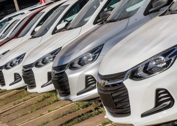 Carros - Automóveis - Veículos - Fenabrave - Anfavea - seguro de automóveis