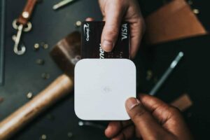 Entenda as novas regras do cartão de crédito. (Foto: Nathan Dumlao/Unsplash)