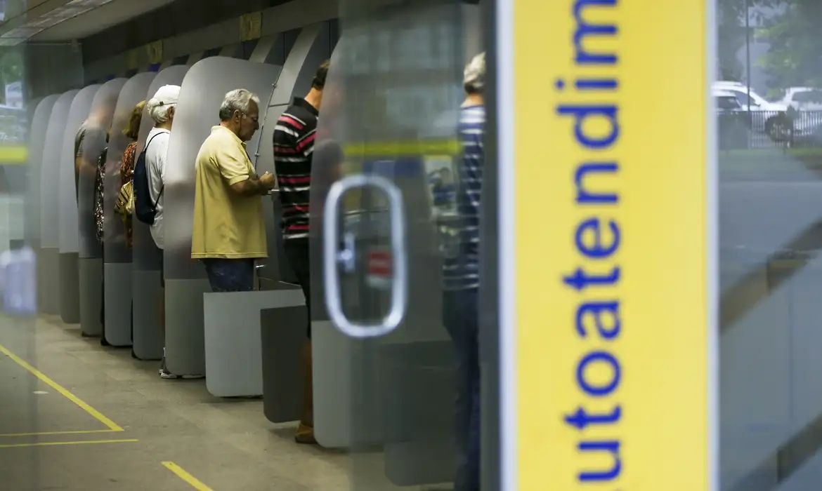 Extratos bancários serão padronizados a partir de julho, determina Febraban