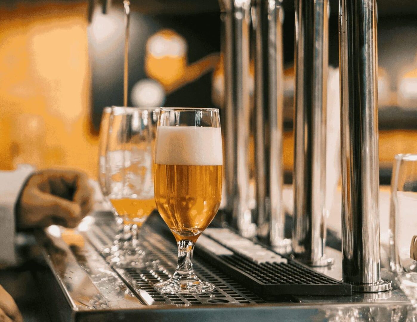 Número de cervejarias no Brasil cresce em 2023. (Foto: Fábio Alves/Unsplash).