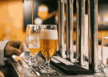 Número de cervejarias no Brasil cresce em 2023. (Foto: Fábio Alves/Unsplash).