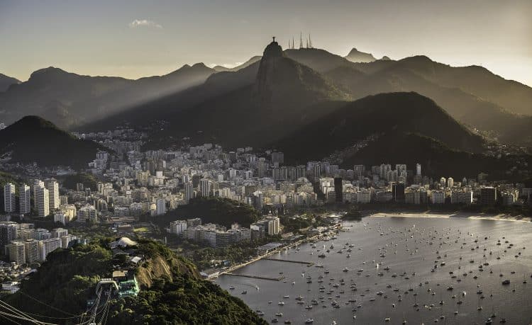 Vereadores aprovam criação de nova Bolsa de Valores no Rio de Janeiro. (Foto: Wilfredo Rafael Rodriguez Hernandez/Wikimedia Commons)