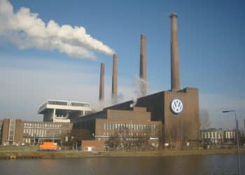 Volkswagen retoma motores de combustão. (Foto: Andreas Praefcke/Wikimedia Commons)