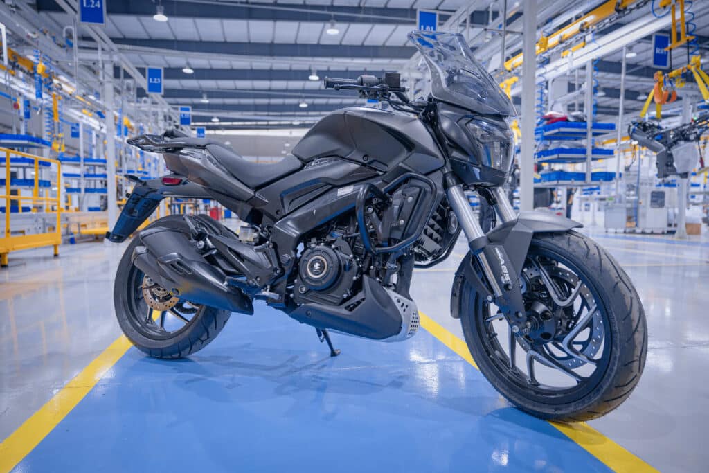 Gigante das motos indianas Bajaj estabelece fábrica em Manaus