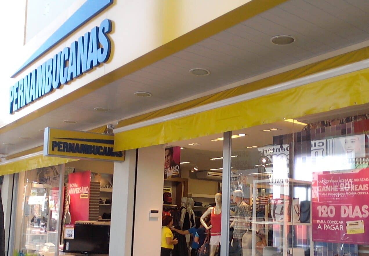 Empresa Pernambucanas começa a interromper venda de celulares. (Foto: Pepato/Wikimedia Commons)