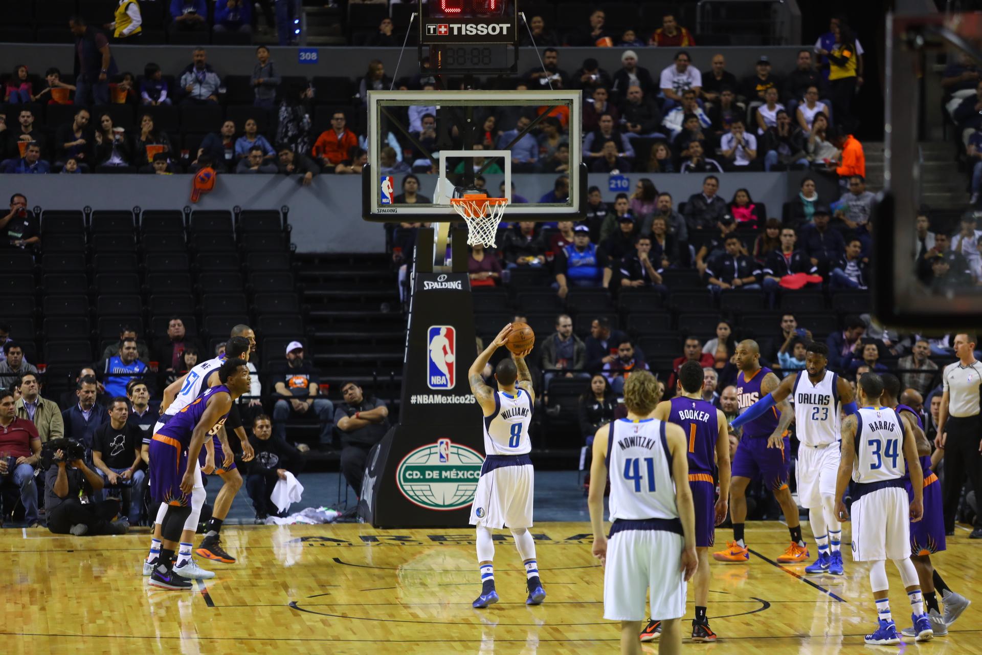 Entenda a briga entre a NBA e a Warner. (Foto: Divulgação/Wikimedia Commons)