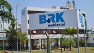No comando do saneamento de Maceió desde 2020, BRK Ambiental deve investir mais ainda no estado. (Foto; Reprodução/Carlos Gomide)