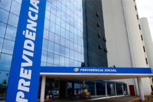 INSS-mantem-greve-agencia-brasil