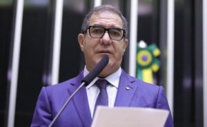 Câmara aprova PL de Luiz Gastão para repasses diretos no SUS.