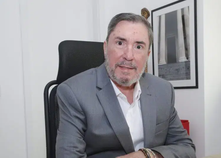 O cenário de otimismo global e o fortalecimento do real impulsionaram a desvalorização da moeda americana.