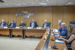 Reunião marca parceria entre o IICA e Embrapa. (Foto: Divulgação/Embrapa)