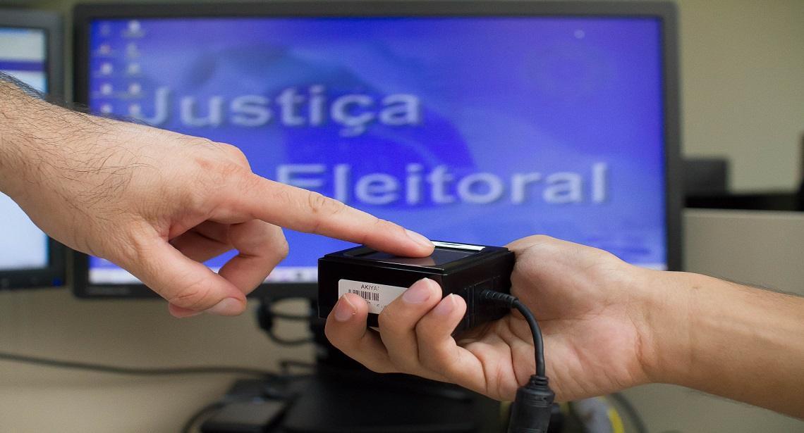 TRE-RJ e Detran juntos pela biometria nas eleições. (Foto: Divulgação/Justiça Eleitoral)