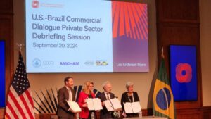 Brasil e EUA fecham acordo para aprimorar regulamentações entre os dois países