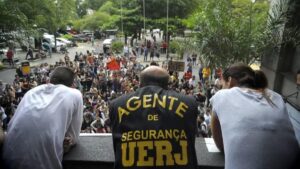 Decreto do governo federal fixa piso para salário de terceirizados