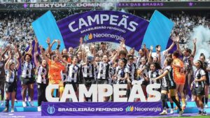 Futebol feminino paga premiação recorde, mas valor representa apenas 3% da quantia paga ao futebol masculino