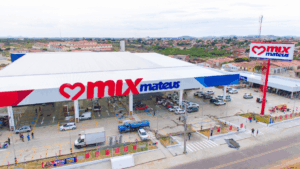 A venda de loja pelo Grupo Mateus fortalece a posição de liderança do TRXF11 no mercado de fundos imobiliários.