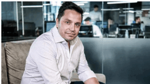 Juliano Custódio, sócio e CEO da EQI Investimentos, liderando a empresa durante a disputa judicial com a XP Investimentos.