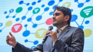 Juscelino Filho, ministra das Comunicações, avalia retorno temporário do X e não descarta cassação da Starlink