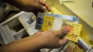 Motivos para maior arrecadação por parte do governo federal no mês de agosto de 2024