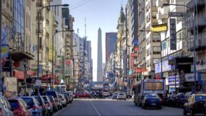 Cidade de Buenos Aires, capital da Argentina, que terá crescimento em 2025, segundo o FMI