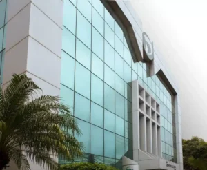 Edifício sede do grupo Dadalto.