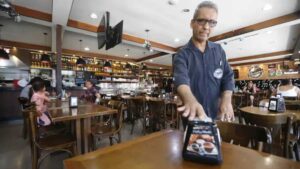 Entidade que representa bares e restaurantes pede maior prazo para imposto