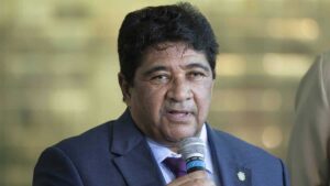 Gilmar Mendes vota a favor de Ednaldo Rodrigues na CBF, mas julgamento é suspenso