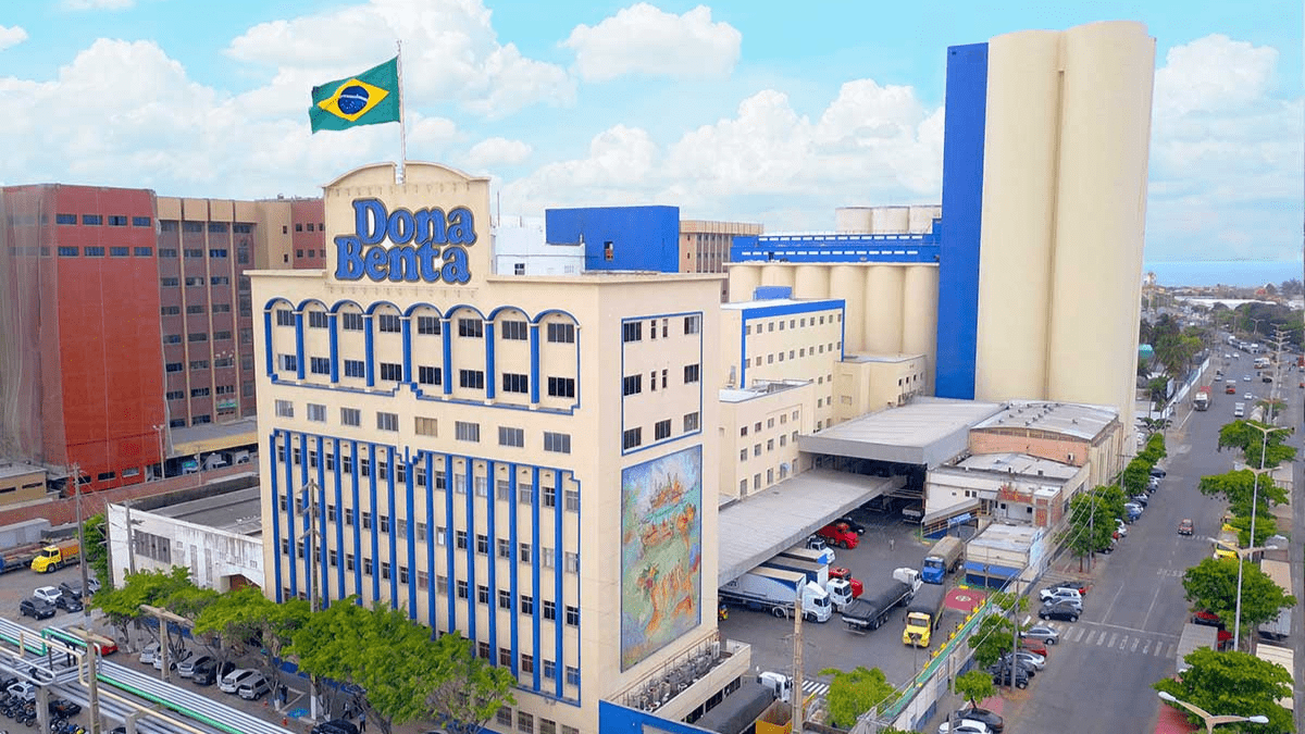 Fábrica da Dona Benta, controlada pela J Macêdo.
