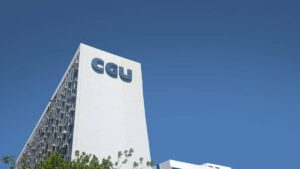 Imagem da fachada do prédio da CGU para ilustrar a reportagem da Lei Anticorrupção