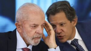 Na foto, Lula e Haddad. Ambos têm discutido sobre a necessidade de realizar corte de gasto para equilibrar as contas públicas