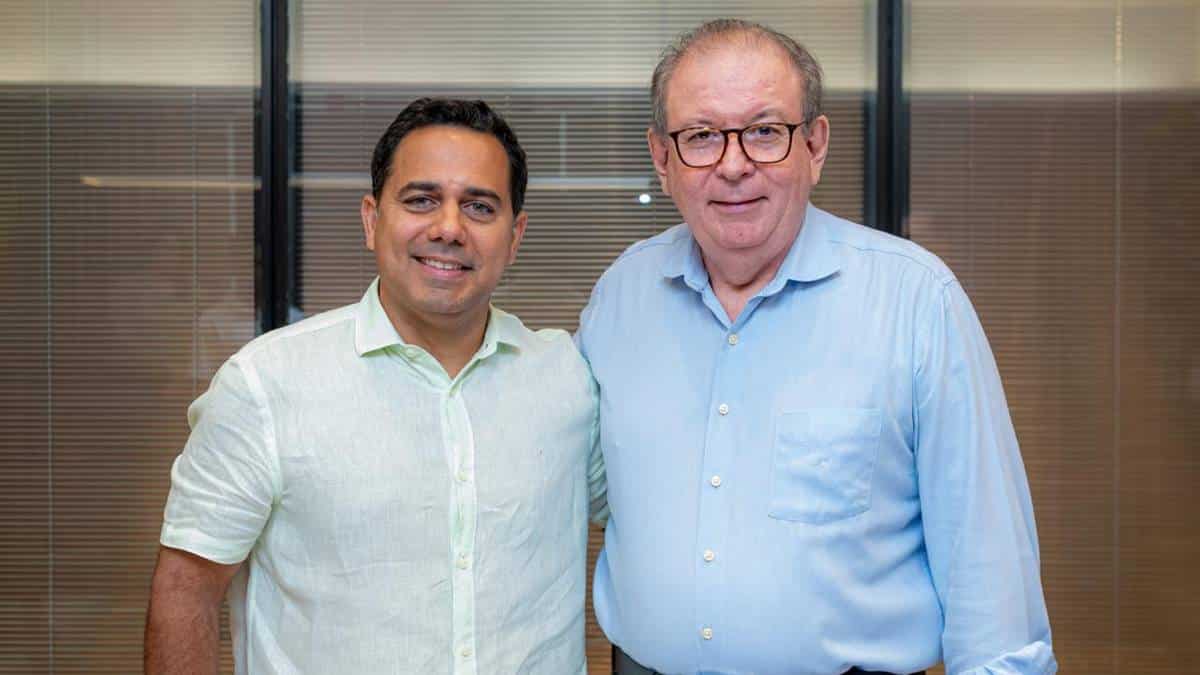 Presidente da FIEC, Ricardo Cavalcante, firma parceria com prefeito eleito de Iguatu para novo sistema de dados e nova escola do SENAI
