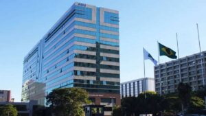 TCU recebe pedido par anular penduricalho que aumenta remuneração de membros da AGU para além do teto remuneratório do serviço público