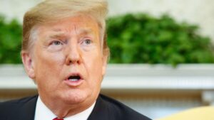 Donald Trump: UE prepara tarifas em resposta a medidas dos EUA