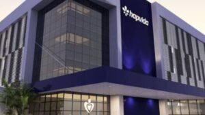 Hapvida: ações caem 13% em 2024, e suporte está em risco