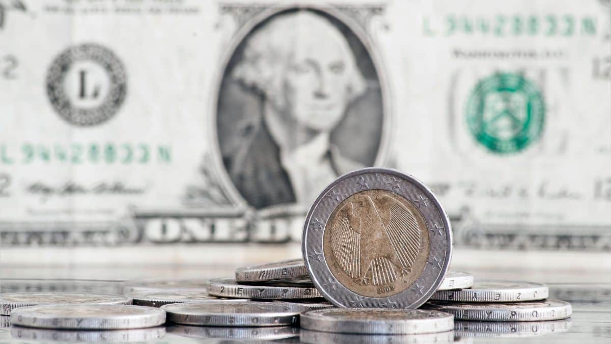 Inflação nos EUA avança para 2,9% em projeção de cinco anos